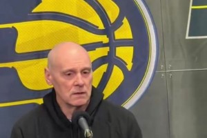 库里投篮肘部轨迹慢动作鉴赏，一起看看库里是怎么发力投篮的吧！